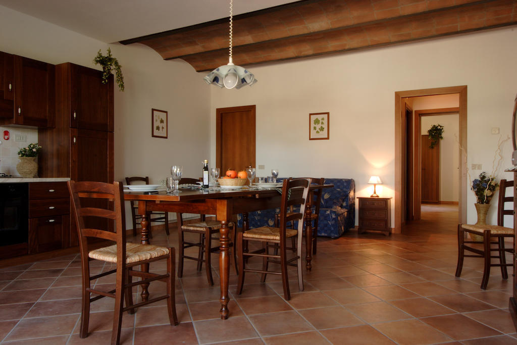 Agriturismo Quattro Pini Castagneto Carducci Zimmer foto